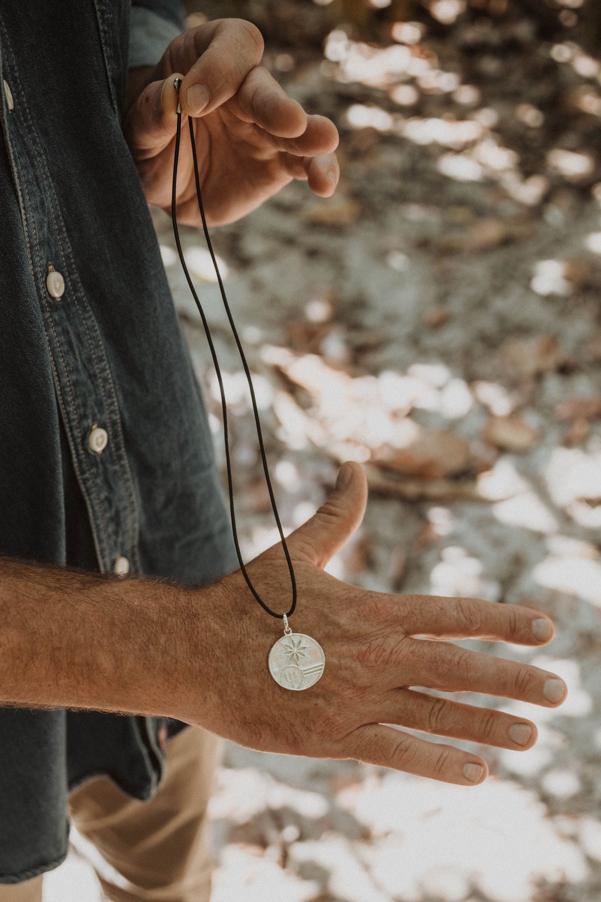 LEMURIA NEPTUNE with leather chain