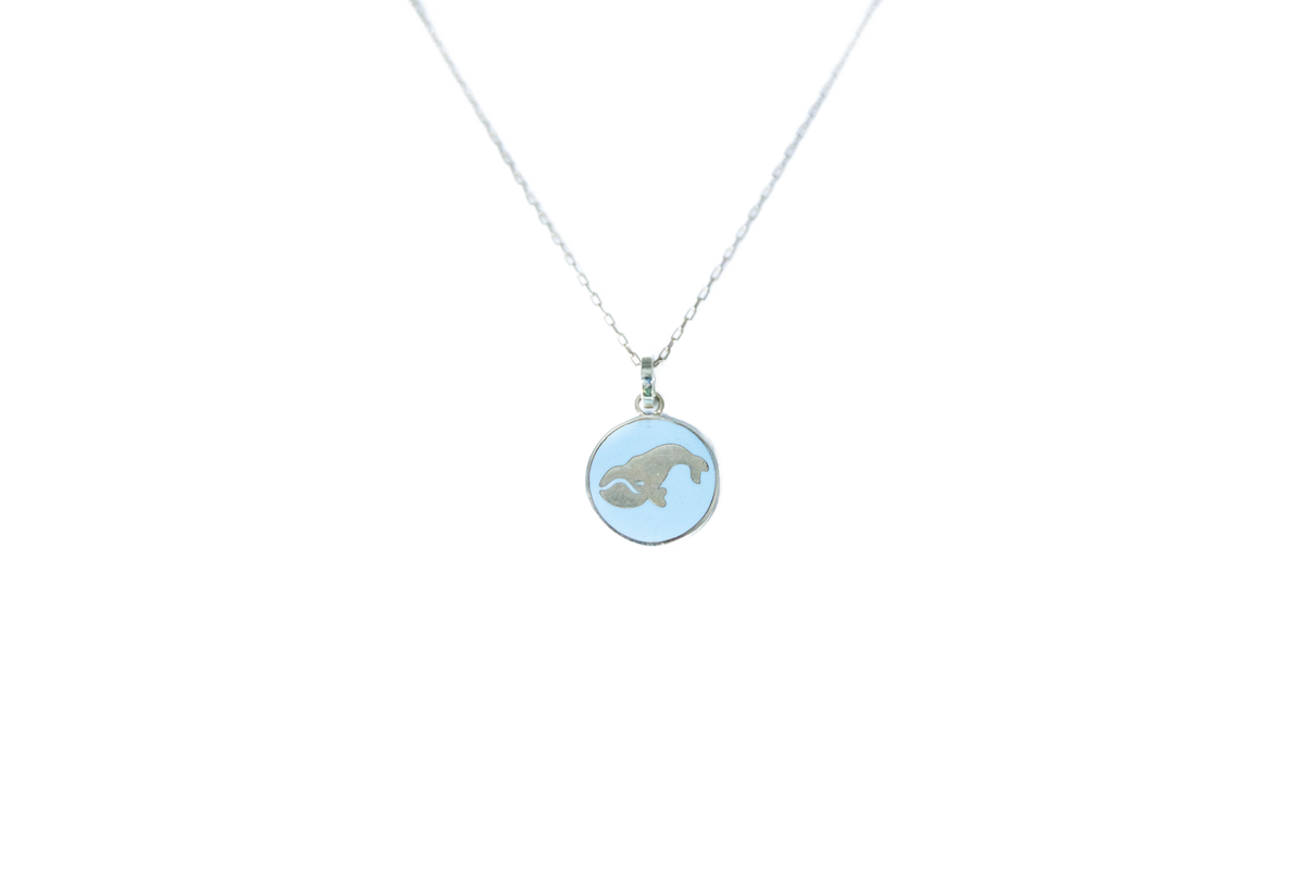 Whale Mini Pendant w/chain